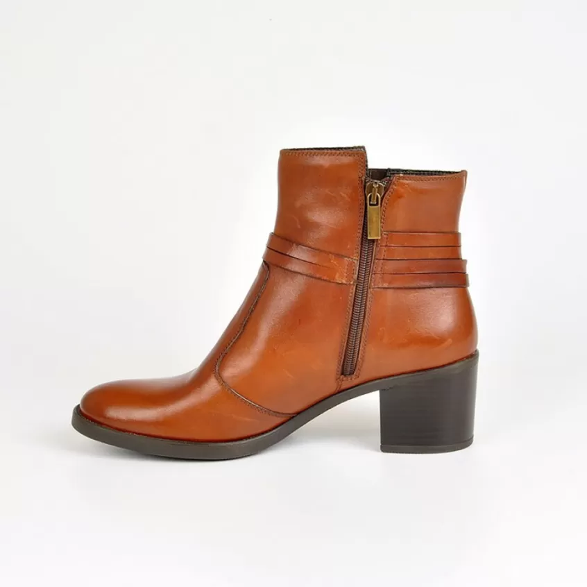 Boots, Bottines | TIPO ALTO Bottines A Talons Avec Boucles Metalliques Marron